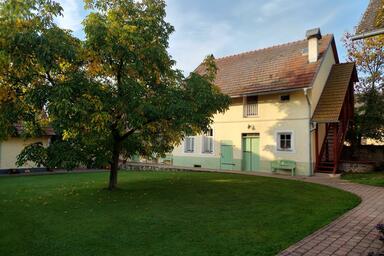 Babí léto na statku BřežanyBabí léto na statku Břežany