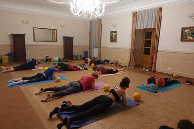 Wellnes se cvičením na zámku