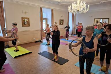 Wellnes se cvičením na zámku